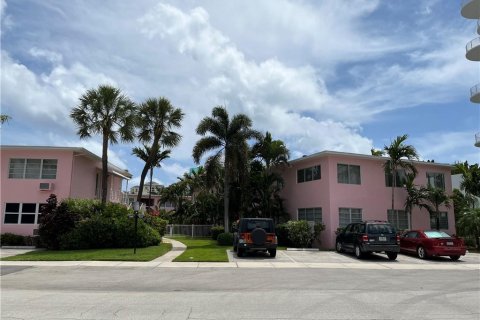 Condominio en venta en Fort Lauderdale, Florida, 1 dormitorio, 69.49 m2 № 2177859 - foto 2