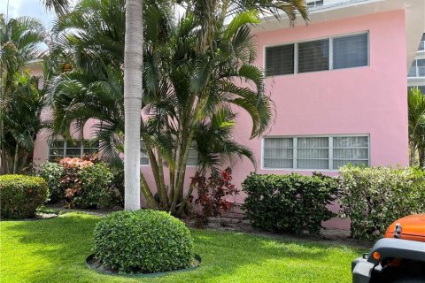 Condominio en venta en Fort Lauderdale, Florida, 1 dormitorio, 69.49 m2 № 2177859 - foto 13