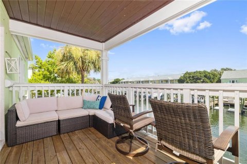 Condominio en venta en Saint Petersburg, Florida, 2 dormitorios, 94.57 m2 № 1551435 - foto 18