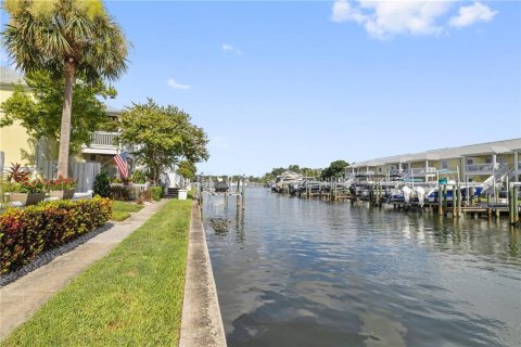 Condominio en venta en Saint Petersburg, Florida, 2 dormitorios, 94.57 m2 № 1551435 - foto 22