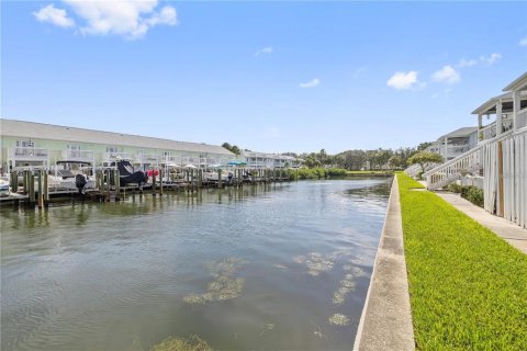Condominio en venta en Saint Petersburg, Florida, 2 dormitorios, 94.57 m2 № 1551435 - foto 21