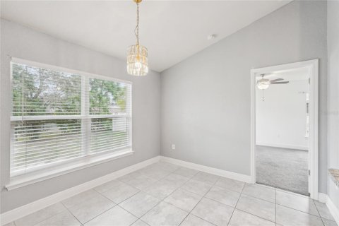 House in Spring Hill, Florida 4 bedrooms, 162.95 sq.m. № 1732737 - photo 17