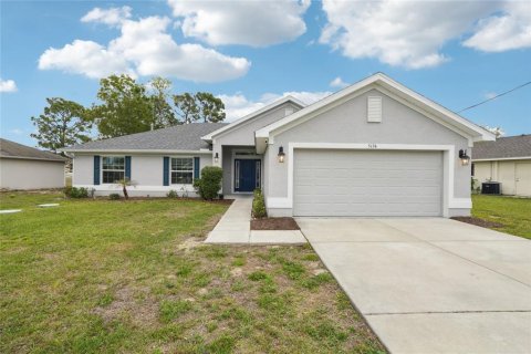 House in Spring Hill, Florida 4 bedrooms, 162.95 sq.m. № 1732737 - photo 1