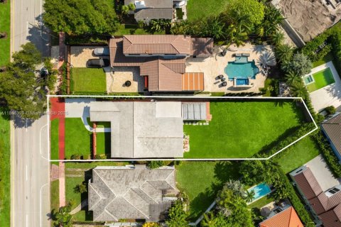 House in Miami Beach, Florida 3 bedrooms, 183.85 sq.m. № 1895389 - photo 1