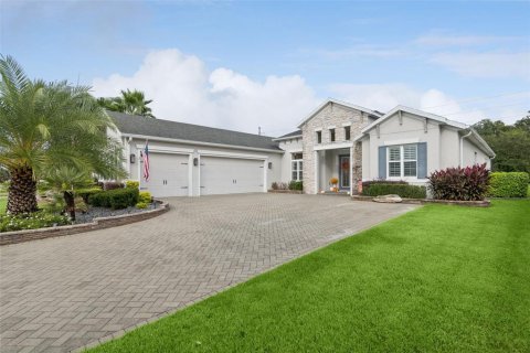 Villa ou maison à vendre à Mount Dora, Floride: 4 chambres, 265.89 m2 № 2406338 - photo 3