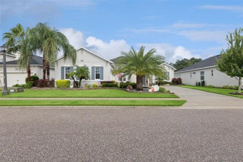 Villa ou maison à vendre à Mount Dora, Floride: 4 chambres, 265.89 m2 № 2406338 - photo 2