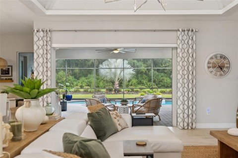 Villa ou maison à vendre à Mount Dora, Floride: 4 chambres, 265.89 m2 № 2406338 - photo 10