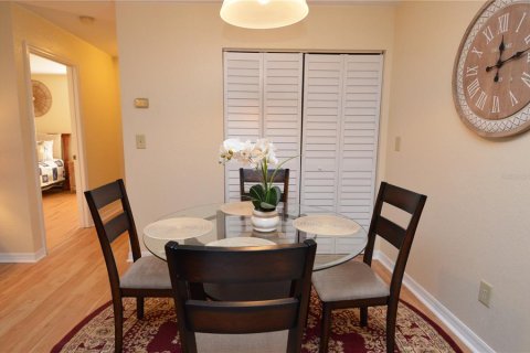 Condo in Saint Petersburg, Florida, 1 bedroom  № 1733123 - photo 10