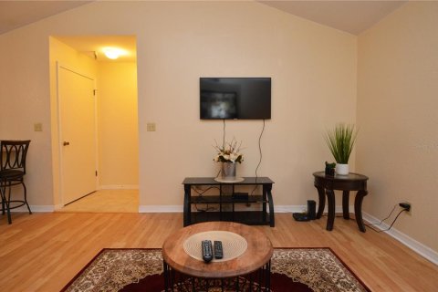 Condo in Saint Petersburg, Florida, 1 bedroom  № 1733123 - photo 17