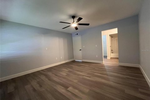 Copropriété à louer à Bradenton, Floride: 2 chambres, 120.03 m2 № 2302721 - photo 9