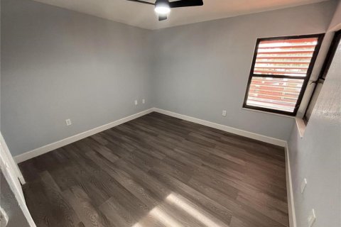 Copropriété à louer à Bradenton, Floride: 2 chambres, 120.03 m2 № 2302721 - photo 7