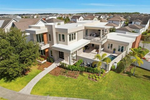 House in Orlando, Florida 4 bedrooms, 414.34 sq.m. № 2100187 - photo 6