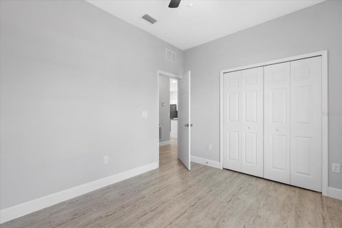 Appartement à louer à Kissimmee, Floride: 3 chambres, 121.14 m2 № 2233625 - photo 7
