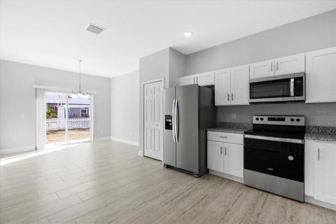 Appartement à louer à Kissimmee, Floride: 3 chambres, 121.14 m2 № 2233625 - photo 5