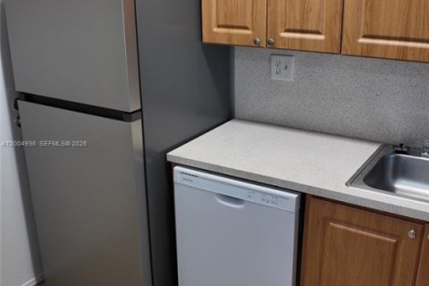 Apartment in Cutler Bay, Florida 2 bedrooms, 20773.04 sq.m. № 2069007 - photo 2