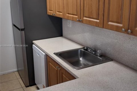 Apartment in Cutler Bay, Florida 2 bedrooms, 20773 sq.m. № 2069007