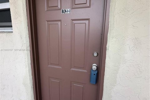 Copropriété à louer à Miami, Floride: 2 chambres, 125.42 m2 № 2047365 - photo 30