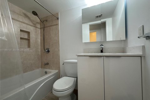 Copropriété à louer à Miami, Floride: 2 chambres, 125.42 m2 № 2047365 - photo 15