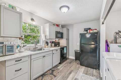 Casa en venta en Inverness, Florida, 2 dormitorios, 93.65 m2 № 1919038 - foto 8
