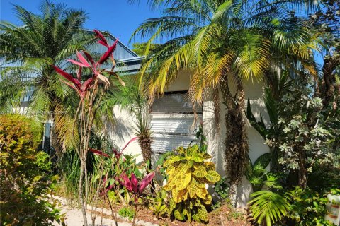 Touwnhouse à louer à Miramar, Floride: 3 chambres, 106.84 m2 № 2051489 - photo 19