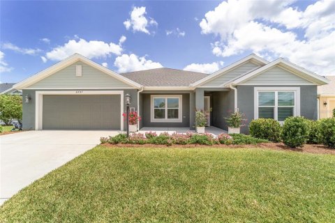 House in The Villages, Florida 4 bedrooms, 188.96 sq.m. № 2157193