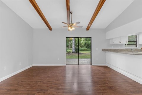 Villa ou maison à vendre à Apopka, Floride: 3 chambres, 121.7 m2 № 2408921 - photo 15