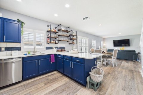Casa en alquiler en Winter Haven, Florida, 4 dormitorios, 203.73 m2 № 1899435 - foto 5