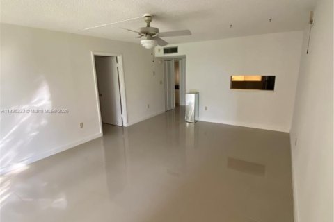 Copropriété à louer à Miami, Floride: 1 chambre, 65.5 m2 № 1940341 - photo 26