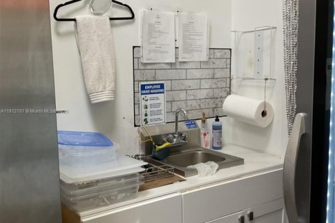 Immobilier commercial à vendre à Miami Lakes, Floride № 1969117 - photo 19