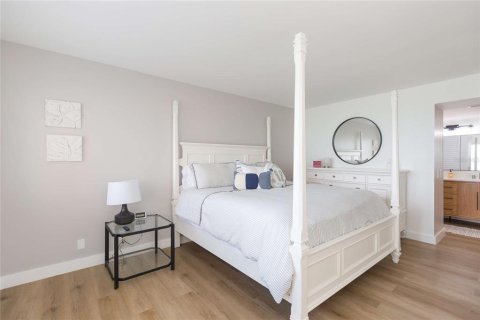 Condominio en venta en Saint Petersburg, Florida, 2 dormitorios, 100.52 m2 № 2214292 - foto 18