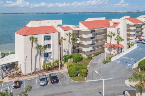 Condominio en venta en Saint Petersburg, Florida, 2 dormitorios, 100.52 m2 № 2214292 - foto 5