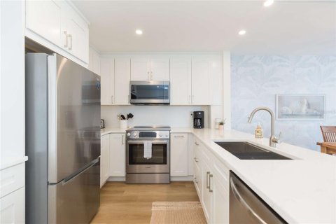 Condominio en venta en Saint Petersburg, Florida, 2 dormitorios, 100.52 m2 № 2214292 - foto 12