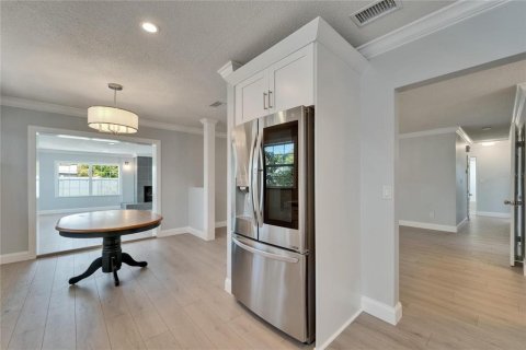 Villa ou maison à vendre à Saint Petersburg, Floride: 3 chambres, 160.91 m2 № 1801869 - photo 27
