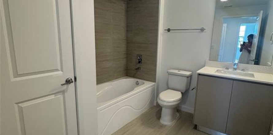 Condo à Orlando, Floride, 2 chambres  № 2406732