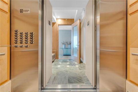 Condominio en venta en Aventura, Florida, 3 dormitorios, 169.55 m2 № 2056894 - foto 8