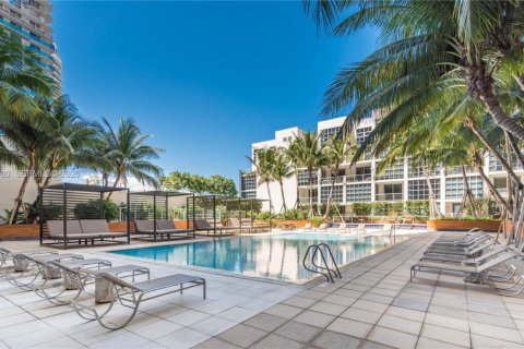Condo in Miami, Florida, 3 bedrooms № 2076652 - photo 20