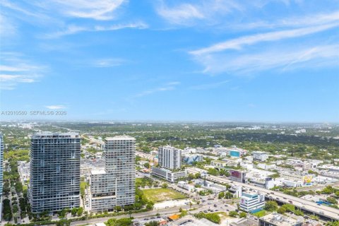 Condo in Miami, Florida, 3 bedrooms № 2076652 - photo 26