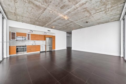 Condo in Miami, Florida, 3 bedrooms № 2076652 - photo 4