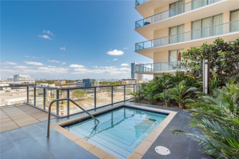 Condo in Miami, Florida, 3 bedrooms № 2076652 - photo 23