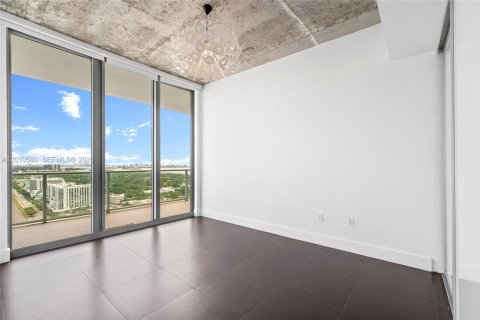 Condo in Miami, Florida, 3 bedrooms № 2076652 - photo 10