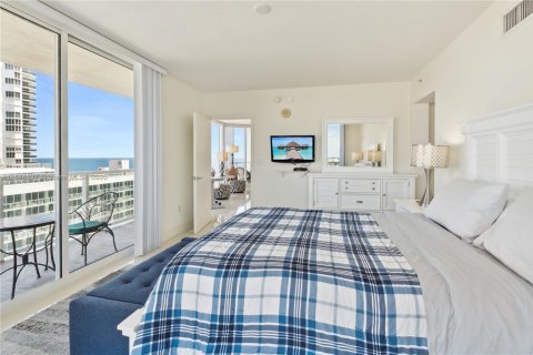 Copropriété à louer à Sunny Isles Beach, Floride: 2 chambres, 132.2 m2 № 2154448 - photo 12