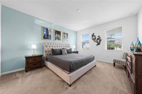 Villa ou maison à vendre à Kissimmee, Floride: 9 chambres, 369.66 m2 № 1722247 - photo 7