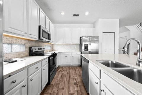 Villa ou maison à vendre à Kissimmee, Floride: 9 chambres, 369.66 m2 № 1722247 - photo 29