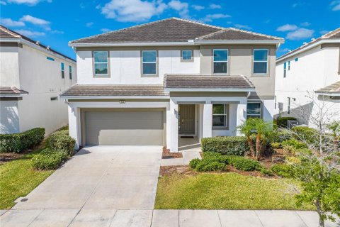 Villa ou maison à vendre à Kissimmee, Floride: 9 chambres, 369.66 m2 № 1722247 - photo 1