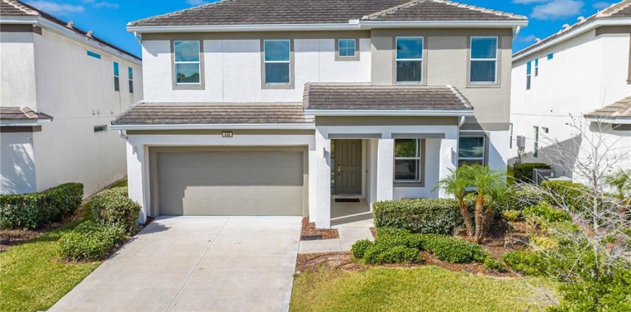 Villa ou maison à Kissimmee, Floride 9 chambres, 369.66 m2 № 1722247