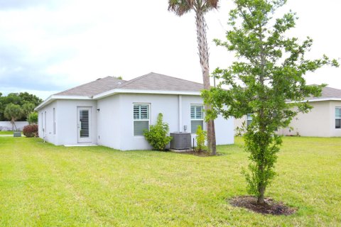 Villa ou maison à vendre à St. Lucie, Floride: 3 chambres, 122.07 m2 № 2172806 - photo 22
