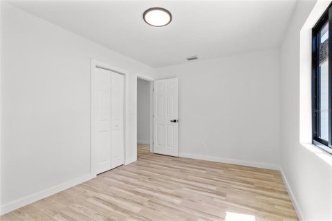 Casa en venta en Saint Petersburg, Florida, 2 dormitorios, 97.36 m2 № 1798319 - foto 15
