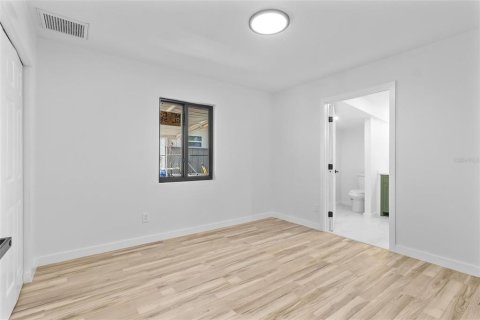 Casa en venta en Saint Petersburg, Florida, 2 dormitorios, 97.36 m2 № 1798319 - foto 12