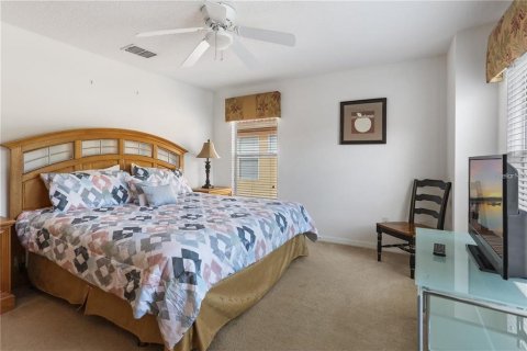 House in Kissimmee, Florida 6 bedrooms, 326.27 sq.m. № 2206590 - photo 17