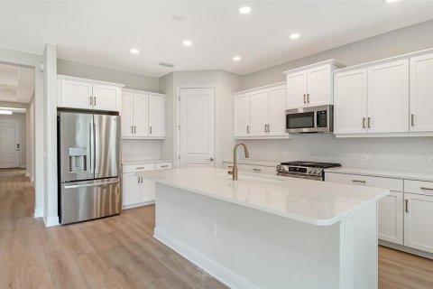 House in Parrish, Florida 3 bedrooms, 196.02 sq.m. № 2140276 - photo 7